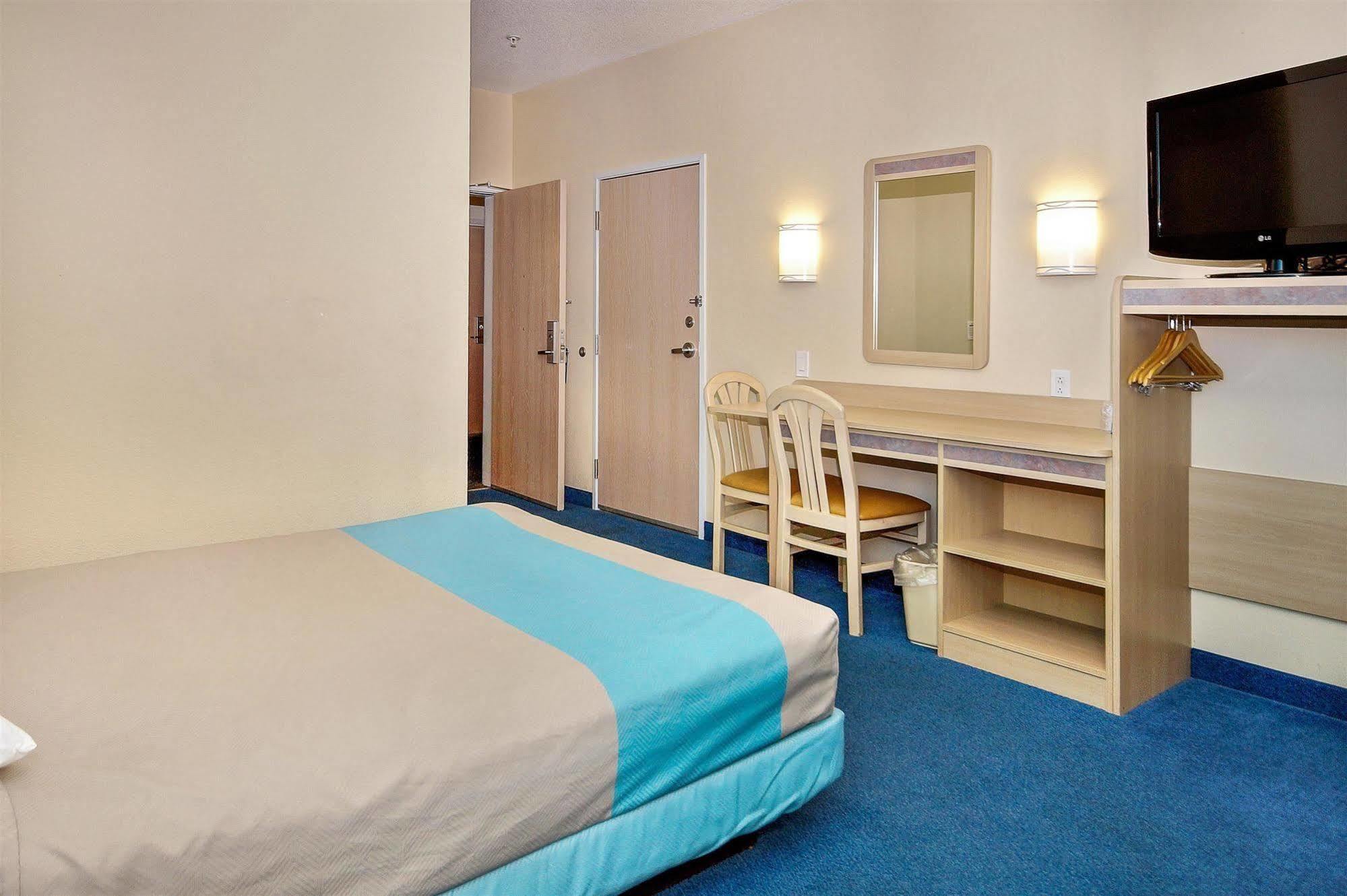 Motel 6-Peterborough, On Extérieur photo